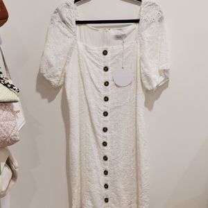 🌸 White Eyelet Dress 🌸